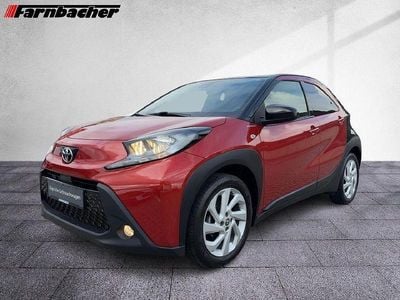 Gebraucht Toyota Aygo X Pulse 72 PS (52 kW) 2022 Chili red SUV