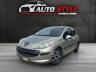 Gebraucht Peugeot 207 Tendance 88 PS (64 kW) 2006 Grau Limousine