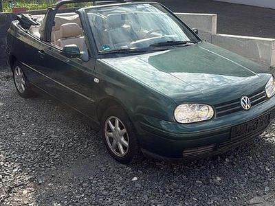 Second-hand VW Golf Cabriolet 100 CP (73 kW) 2000 Verde Cabrio