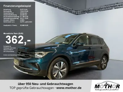 Gebraucht VW Tiguan Elegance 150 PS (110 kW) 2023 Nightshade blue (metallic) SUV
