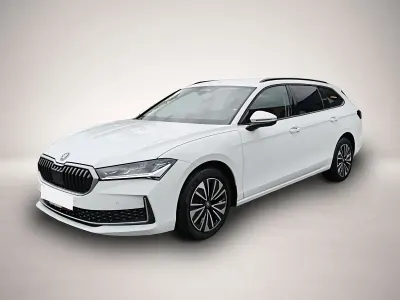 Gebraucht Skoda Superb Selection 150 PS (110 kW) 2025 Weiß Kombi