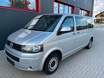 Gebraucht VW T5 102 PS (75 kW) 2011 Reflexsilber metallic (metallic) Van
