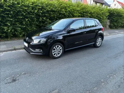 Gebraucht VW Polo Comfortline 90 PS (66 kW) 2016 Schwarz Kleinwagen