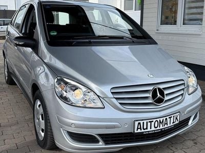 Gebraucht Mercedes B150 95 PS (69 kW) 2006 Silber Van / Kleinbus
