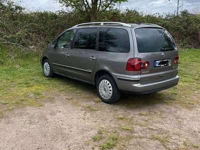 Gebraucht VW Sharan United 140 PS (102 kW) 2009 Grau Van / Kleinbus