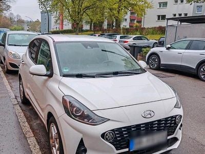 Gebraucht Hyundai i10 Edition 30 67 PS (49 kW) 2021 Weiß Kleinwagen