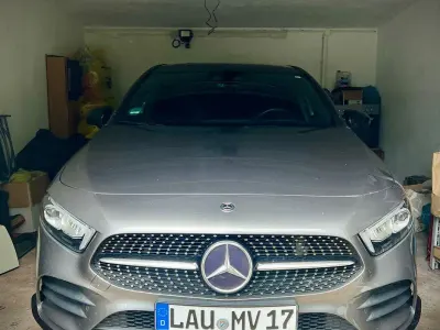 Gebraucht Mercedes A200 AMG 163 PS (119 kW) 2019 Grau Limousine