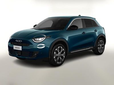 Neu Fiat 600 La Prima 145 PS (106 kW) 2025 Mare grün metallic SUV