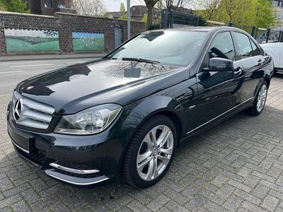 Gebraucht Mercedes C250 Avantgarde 204 PS (150 kW) 2012 Schwarz Limousine