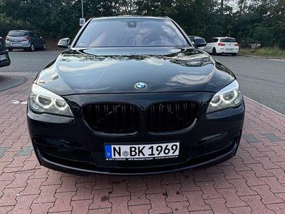 BMW 750