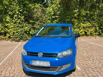 Gebraucht VW Polo Match 90 PS (66 kW) 2012 Blau Kleinwagen