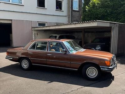 Gebraucht Mercedes E280 185 PS (136 kW) 1979 Braun Limousine