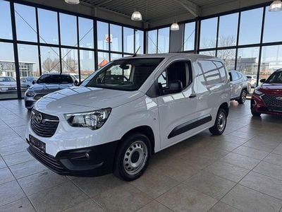 Gebraucht Opel Combo 102 PS (75 kW) 2023 Weiß Limousine