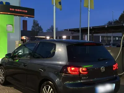 Usata VW Golf 122 CV (89 kW) 2009 Blu Coupé