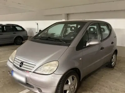 Gebraucht Mercedes A160 102 PS (75 kW) 1998 Silber Limousine