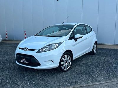 Gebraucht Ford Fiesta Trend 80 PS (58 kW) 2010 Weiß Kleinwagen