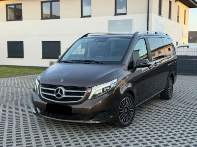 Gebraucht Mercedes V250 Sport 190 PS (139 kW) 2018 Braun Van / Kleinbus