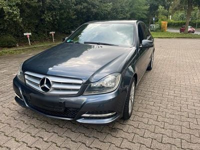 Mercedes C200