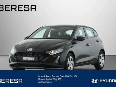 Grau Neu 2025 Hyundai i20 Select Limousine | 17.780 € (Guter Preis)