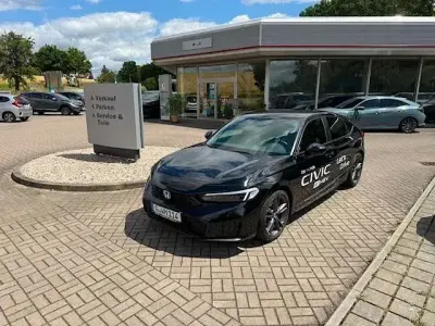 Gebraucht Honda Civic Hybrid 184 PS (135 kW) 2025 Schwarz Limousine