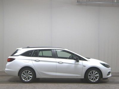 Usata Opel Astra Edition 110 CV (80 kW) 2021 Bianco Station wagon