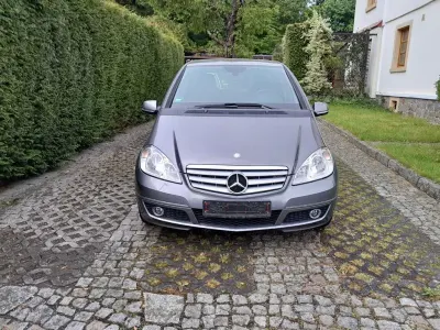 Gebraucht Mercedes A160 Avantgarde 95 PS (69 kW) 2012 Van / Kleinbus