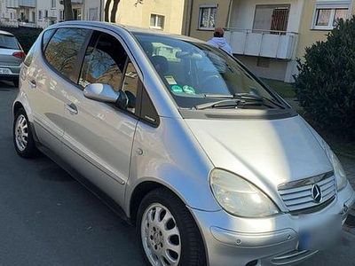 Usata Mercedes A160 98 CV (72 kW) 2002 Argento Utilitaria