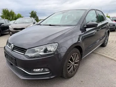 Gebraucht VW Polo 60 PS (44 kW) 2017 Grau Kleinwagen