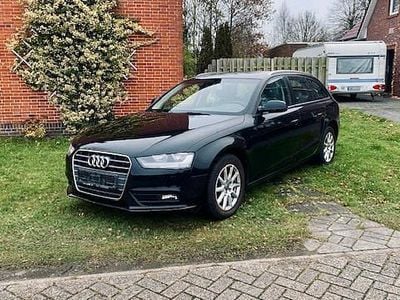 Schwarz Gebraucht 2014 Audi A4 Kombi | 4.499 € (Superpreis)