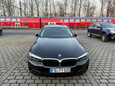 Gebraucht BMW 520 190 PS (139 kW) 2021 Schwarz Limousine