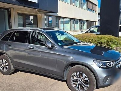 Usata Mercedes GLC300 245 CV (180 kW) 2020 Grigio SUV