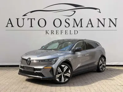 Używany Renault Mégane Iconic 160 kW (218 KM) 2024 Szary Sedan/Limuzyna
