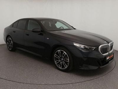 Gebraucht BMW 520 M Sport 190 PS (139 kW) 2025 Carbonschwarz Limousine