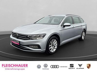 Silber Gebraucht 2023 VW Passat Business Kombi | 23.980 € (Fairer Preis)