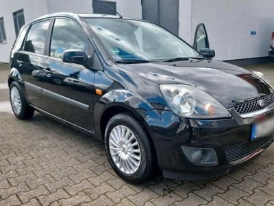 gebraucht Ford Fiesta 1.3 69PS TÜV bis 10/2025 FESTPREIS