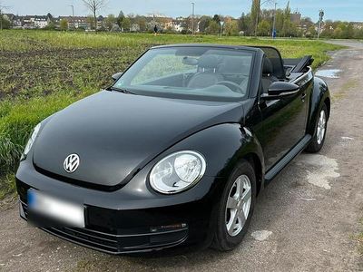 Gebraucht VW Beetle 105 PS (77 kW) 2015 Schwarz Kleinwagen