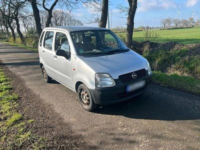 Usata Opel Agila 58 CV (42 kW) 2001 Argento Monovolume