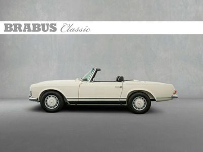 Weiß Gebraucht 1967 Mercedes SL280 Classic Cabrio | 329.000 €
