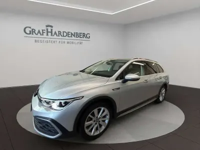 Gebraucht VW Golf VIII 200 PS (147 kW) 2021 Silber Kombi
