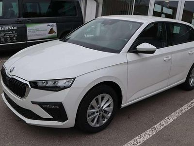 Nuova Skoda Scala Essence 116 CV (85 kW) 2026 Bianco Utilitaria