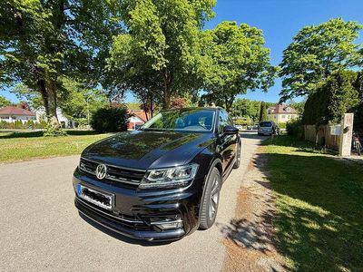 Usata VW Tiguan R-line 150 CV (110 kW) 2018 Nero SUV