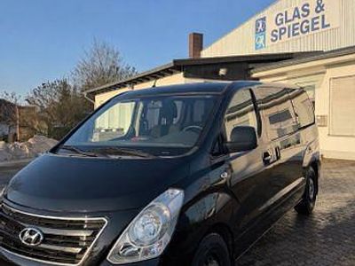 Gebraucht Hyundai H-1 170 PS (125 kW) 2014 Schwarz Van / Kleinbus