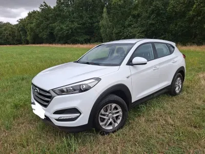 Gebraucht Hyundai Tucson Pure 132 PS (97 kW) 2018 Weiß SUV