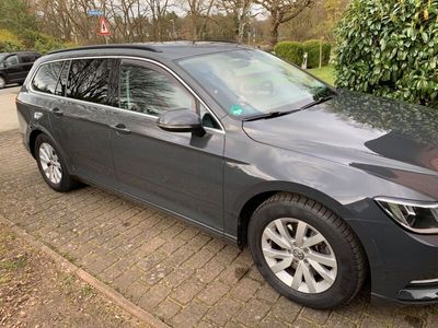 gebraucht VW Passat Variant 1.6 TDI (BlueMotion Technology) DSG Comfortline