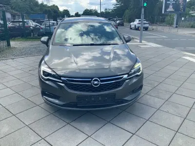 Gebraucht Opel Astra 110 PS (80 kW) 2017 Grau Kombi