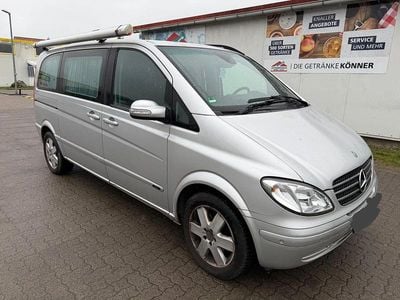 Usata Mercedes Viano 150 CV (110 kW) 2006 Argento Monovolume