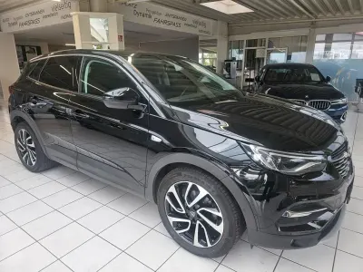 Gebraucht Opel Grandland X 177 PS (130 kW) 2018 Schwarz SUV