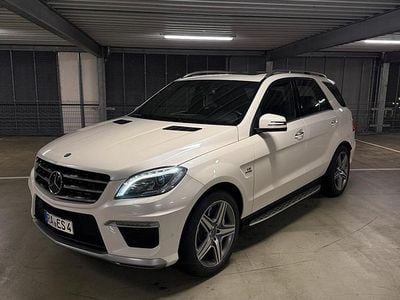 Weiß Gebraucht 2012 Mercedes ML63 AMG AMG SUV | 22.500 €
