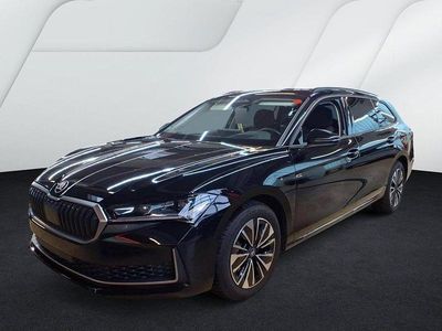 Schwarz Gebraucht 2025 Skoda Superb Selection Kombi | 43.270 € (Fairer Preis)