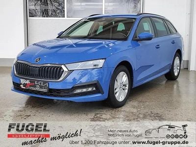 Używany Skoda Octavia Ambition 150 KM (110 kW) 2022 Niebieski Kombi